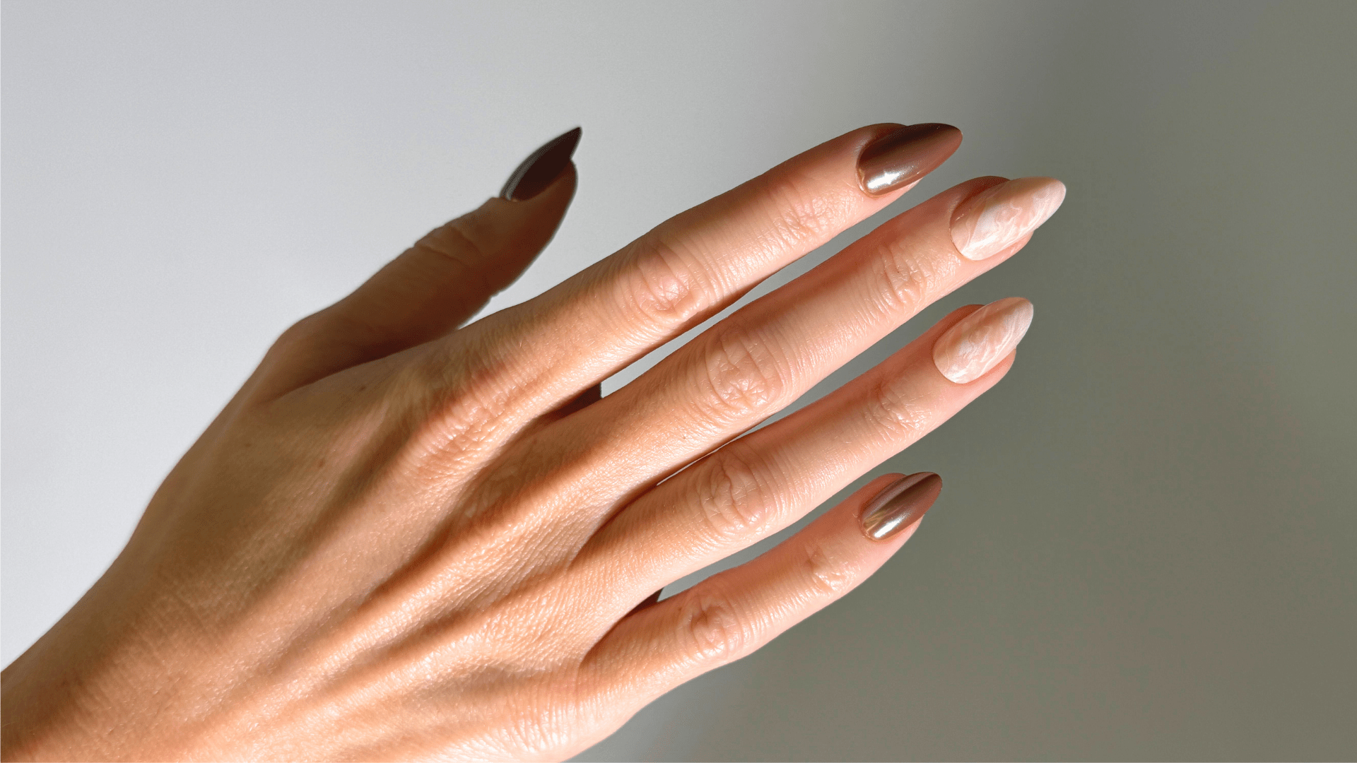 Mix & Match - Designs d'ongles créatifs avec Soft Gel Press-Ons - Doonails France