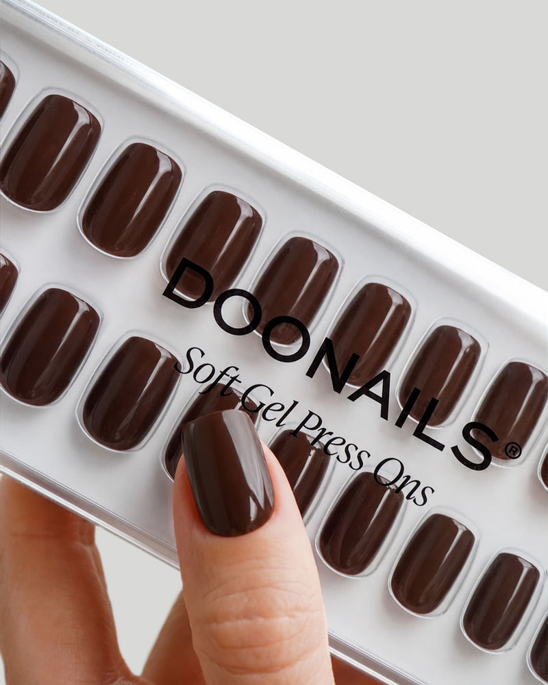 Cafe Noir Courte Carré Press On en Gel Souple