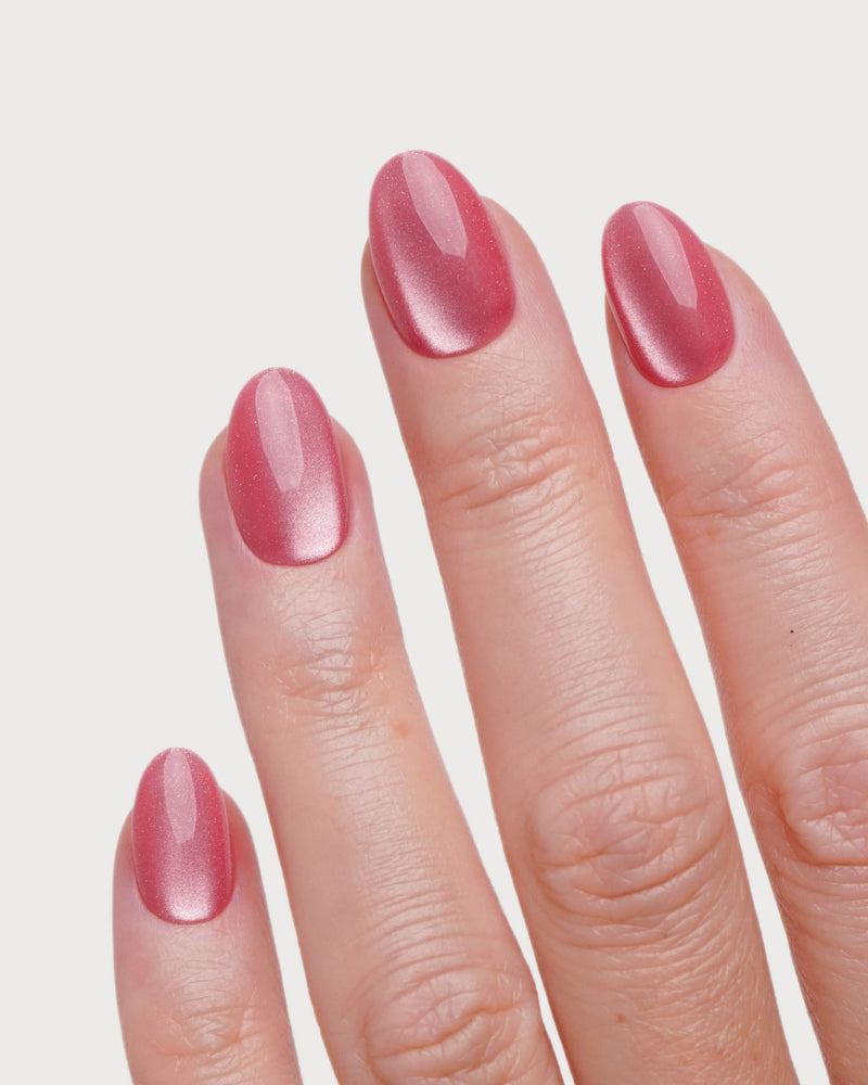Glass Pink Cat Eye Courte Arrondie Press On en Gel Souple