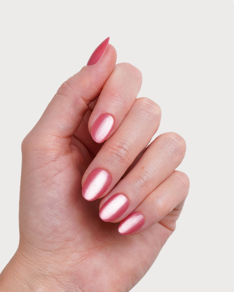 Glass Pink Cat Eye Courte Arrondie Press On en Gel Souple
