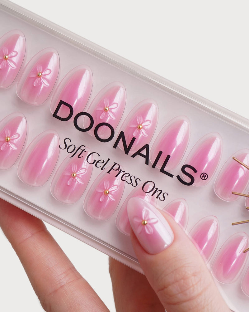 Glazed Pink Lotus Courte Amande Press On en Gel Souple
