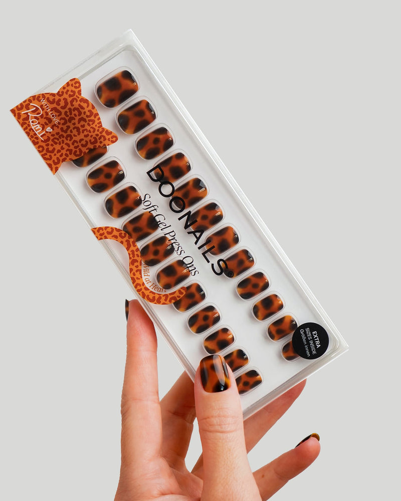 Wild Heart Extra Courte Carré Press On en Gel Souple