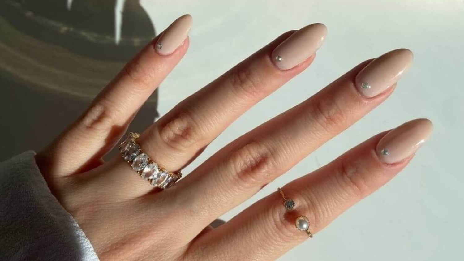 6 designs d'ongles pour un look festivalier parfait - Doonails France