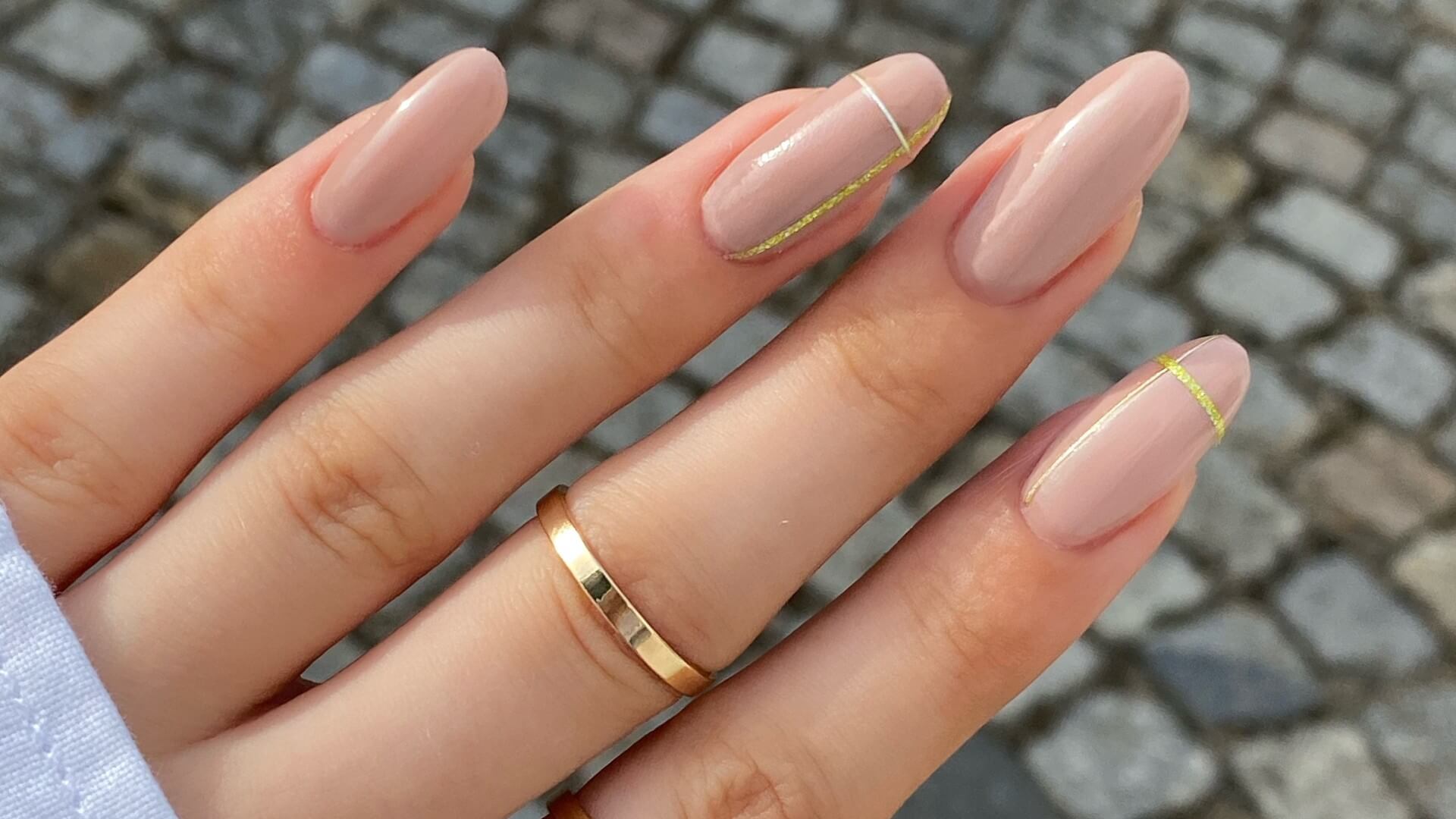 Élégance Pure : Ongles Nude pour un look intemporel - Doonails France