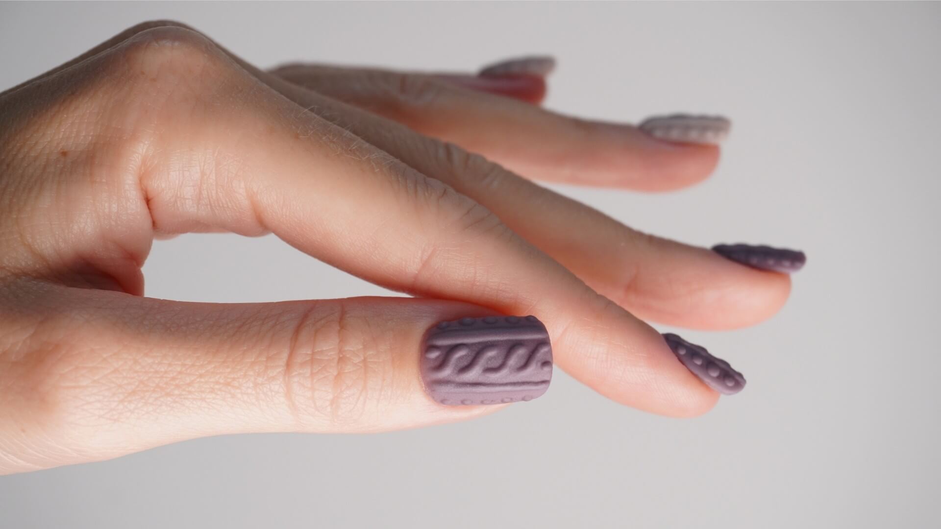 Découvrez une infinité de possibilités, grâce à nos outils Nail Art