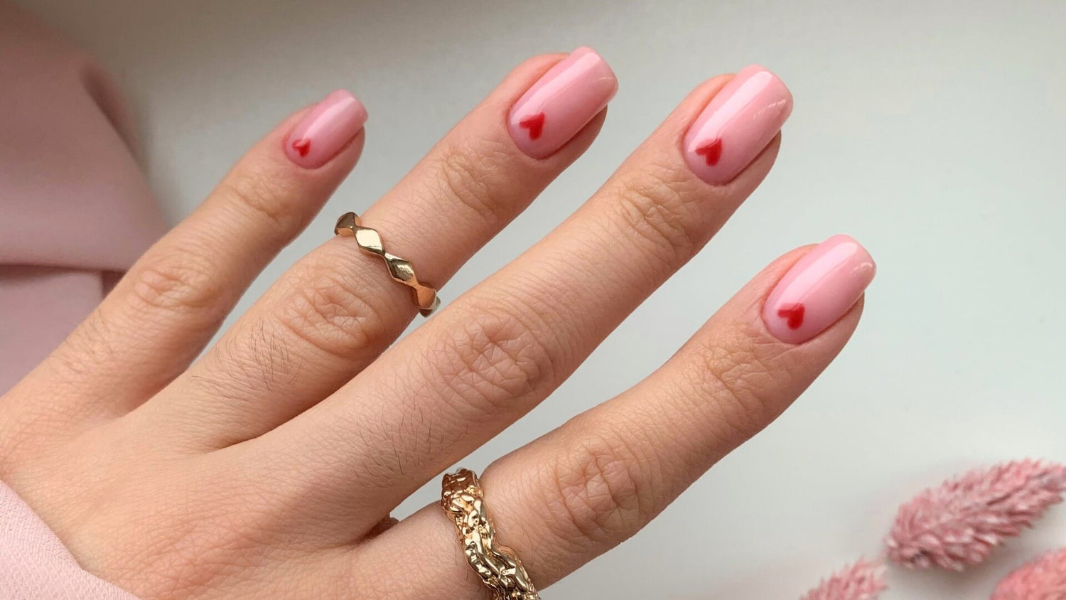 Pretty in Pink : Designs d'ongles inspirés de Barbie