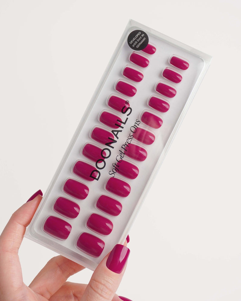 Press Ons en gel souple Acai Berry Courte Carré - Doonails France