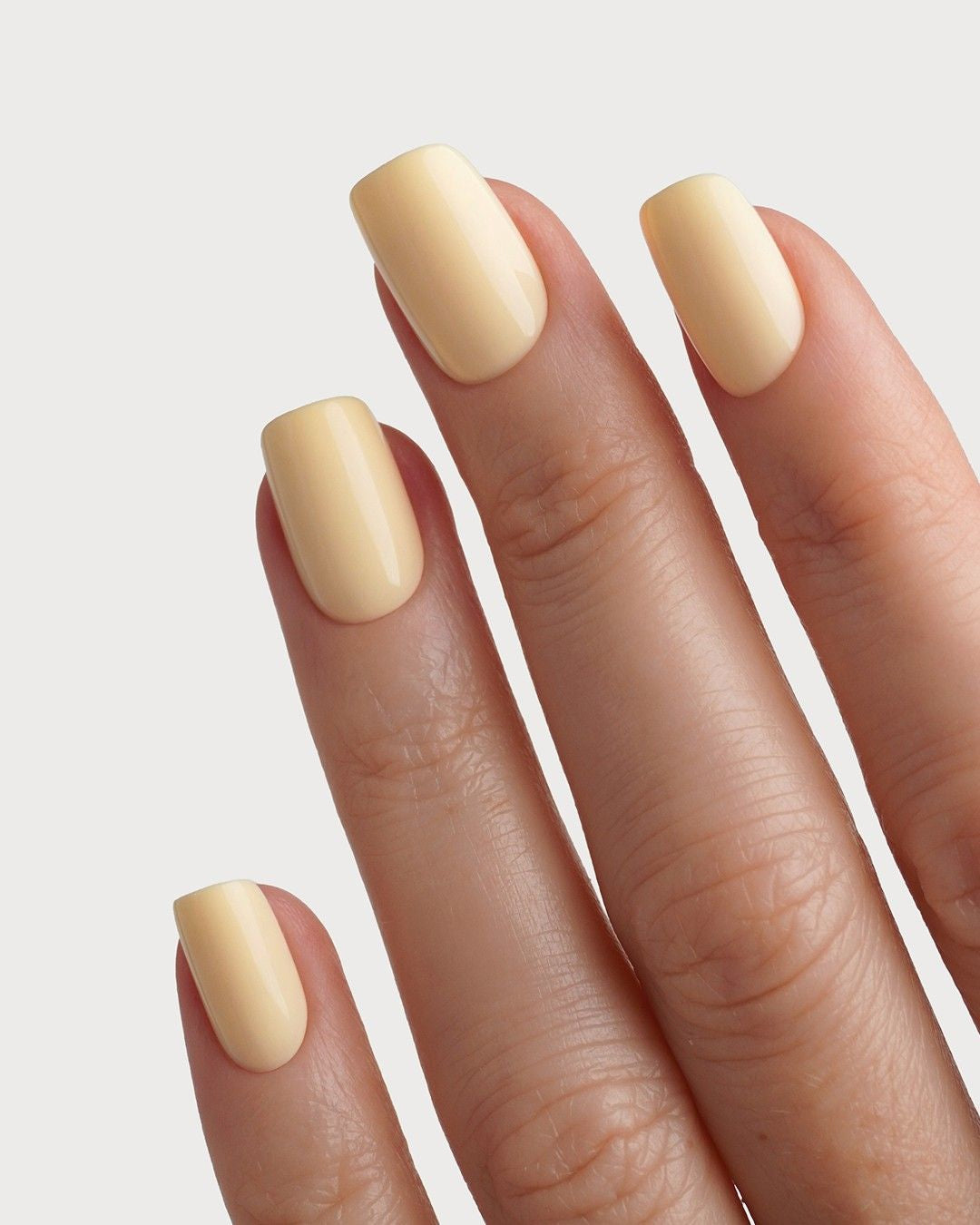 Butter Yellow Courte Carré Press On en Gel Souple