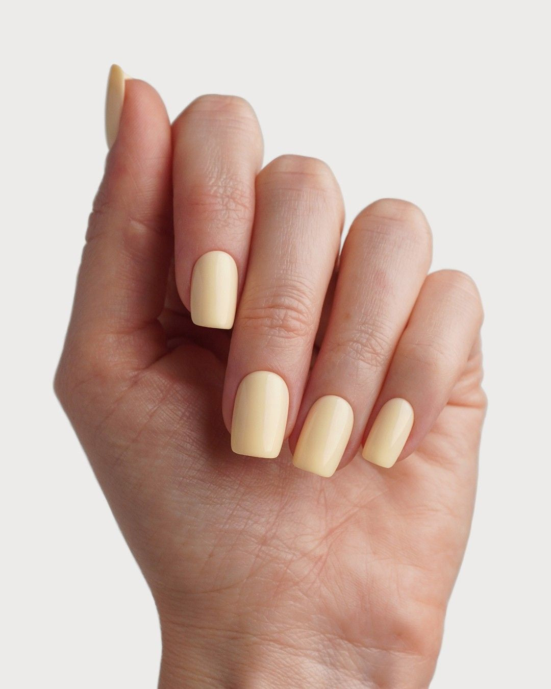 Butter Yellow Courte Carré Press On en Gel Souple