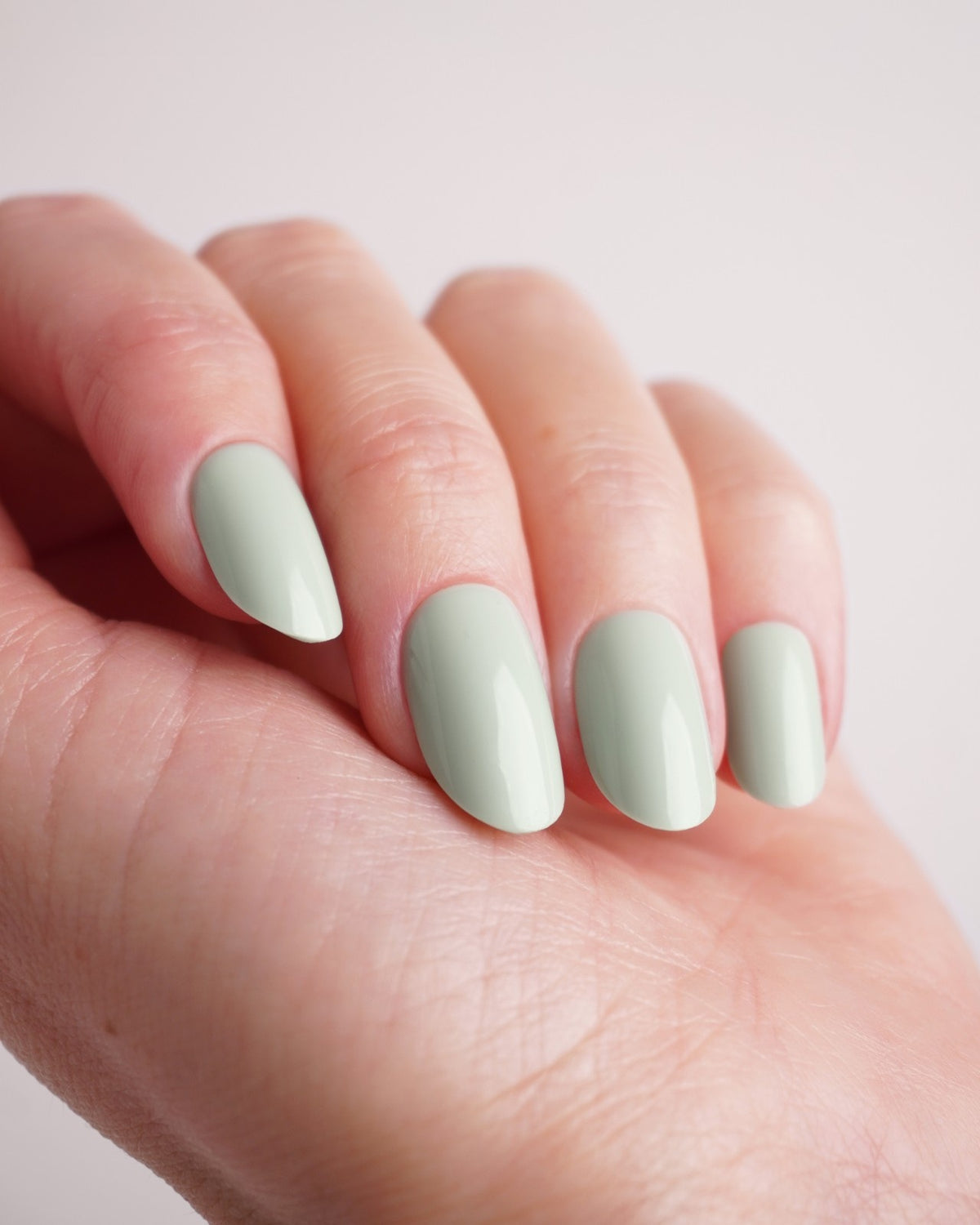 Cute Cucumber Moyenne Arrondie Press Ons en Gel Souple
