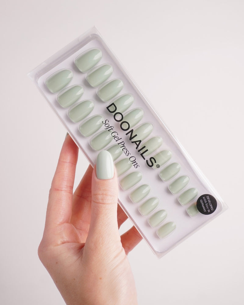 Press Ons en gel souple Cute Cucumber Moyenne Arrondie - Doonails France