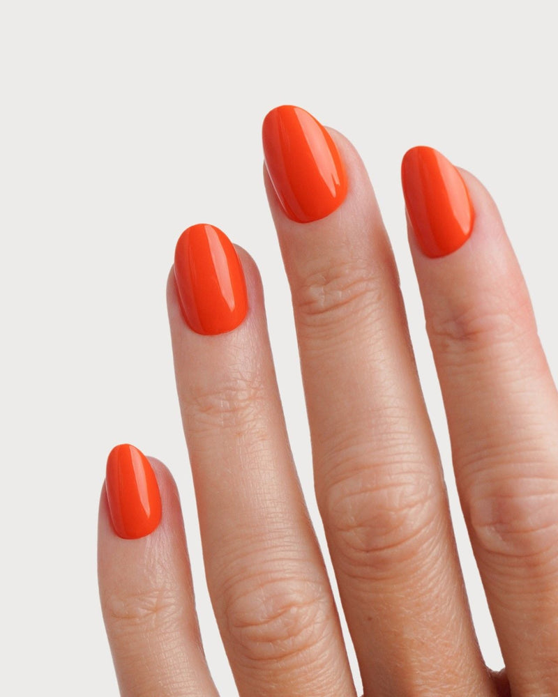 Dolce Vita Courte Arrondie Press On en Gel Souple