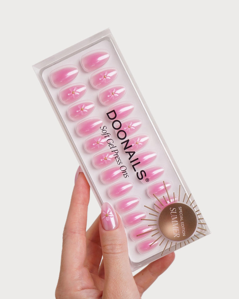 Glazed Pink Lotus Courte Amande Press On en Gel Souple