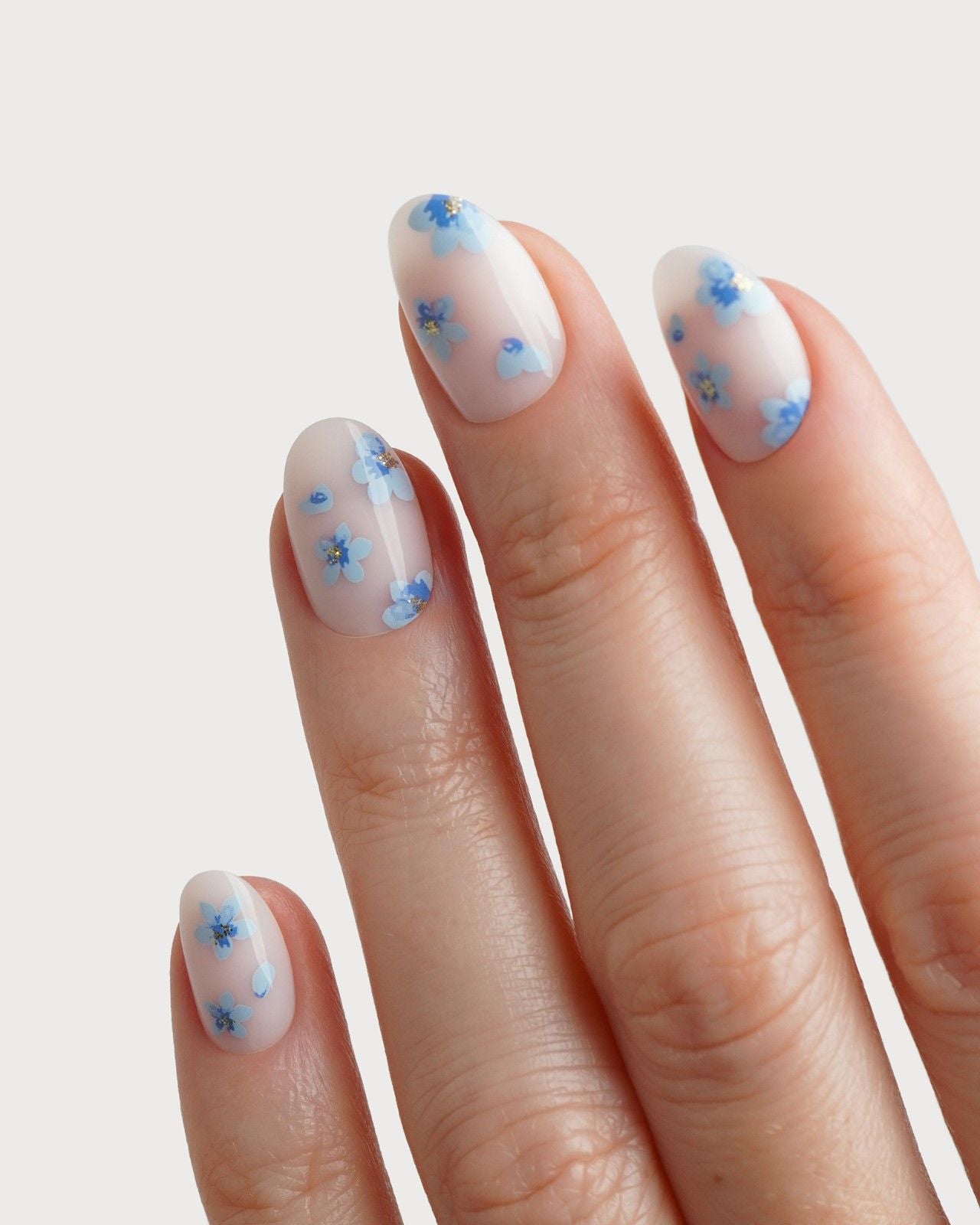 Édition Limitée Blossom Babe Courte Arrondie Press On en Gel Souple