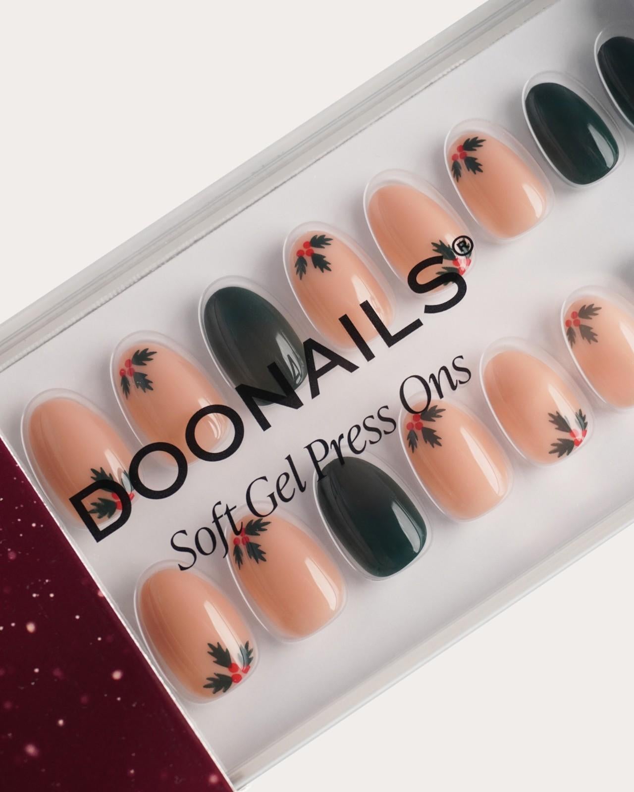 Mistletoe Kiss Limited Edition Soft Gel Press Ons France