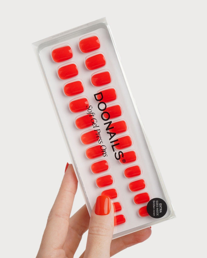 On Fire Extra Courte Carré Press On en Gel Souple