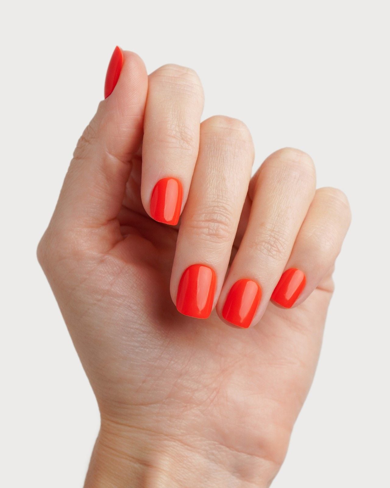 On Fire Extra Courte Carré Press On en Gel Souple