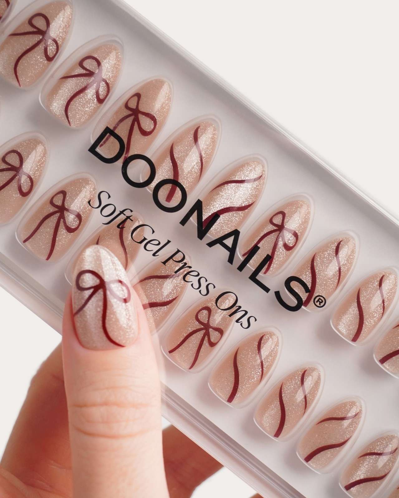 Red Bow Cat Eye Limited Edition Soft Gel Press Ons France