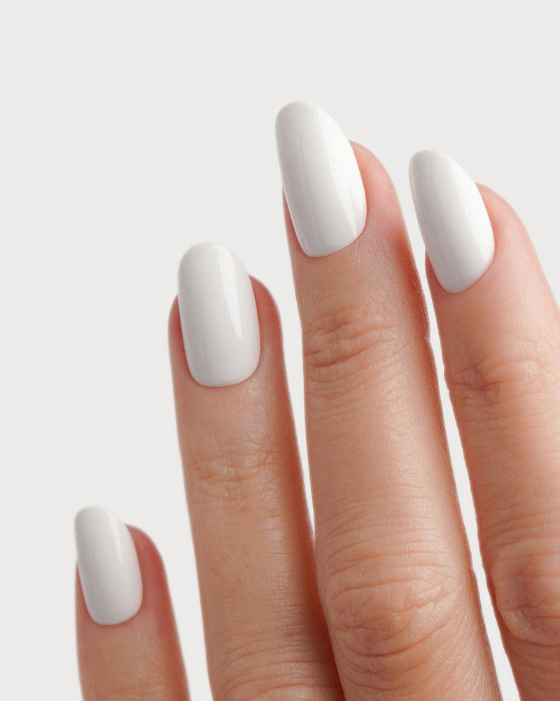 Snow White Moyenne Arrondie Press On en Gel Souple