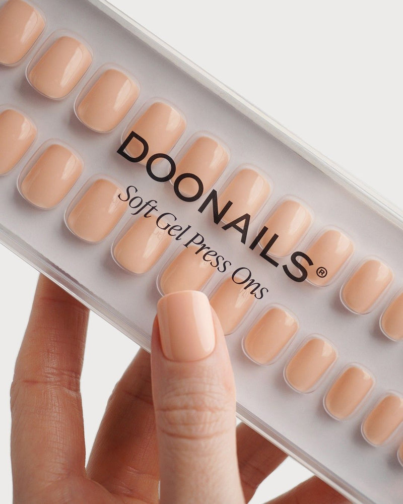 Soft Apricot Extra Courte Carré Press On en Gel Souple