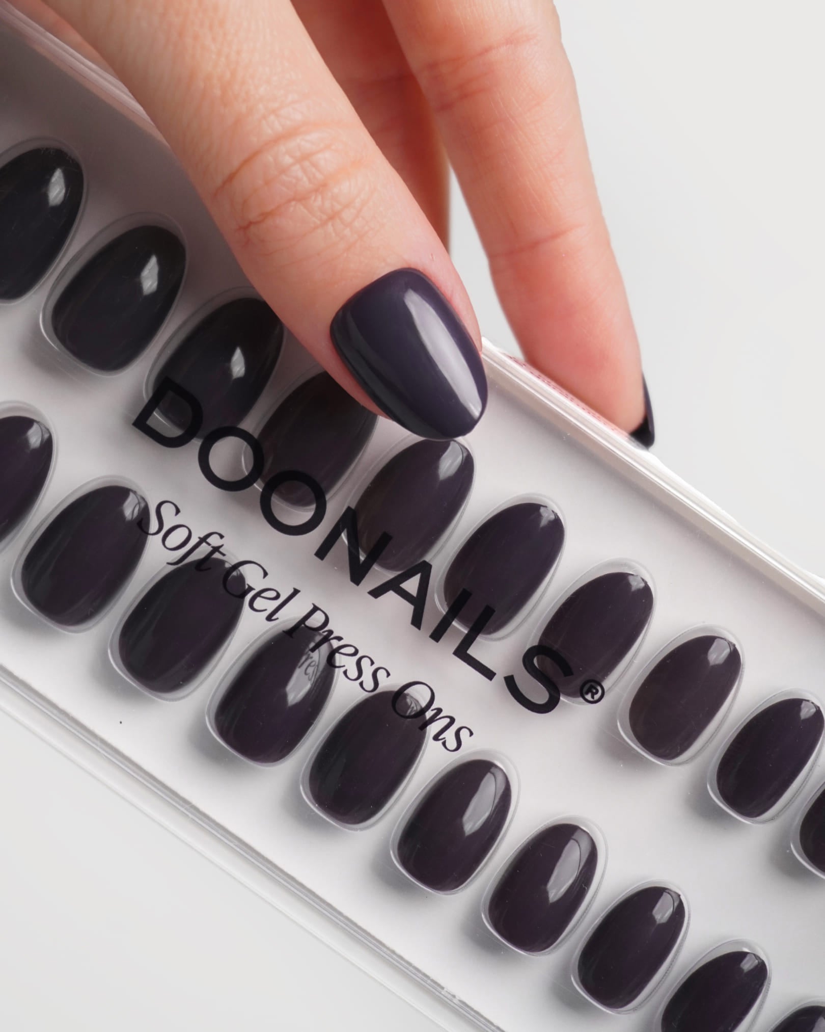 Press Ons en gel souple Stormy Grey Courte Arrondie - Doonails France