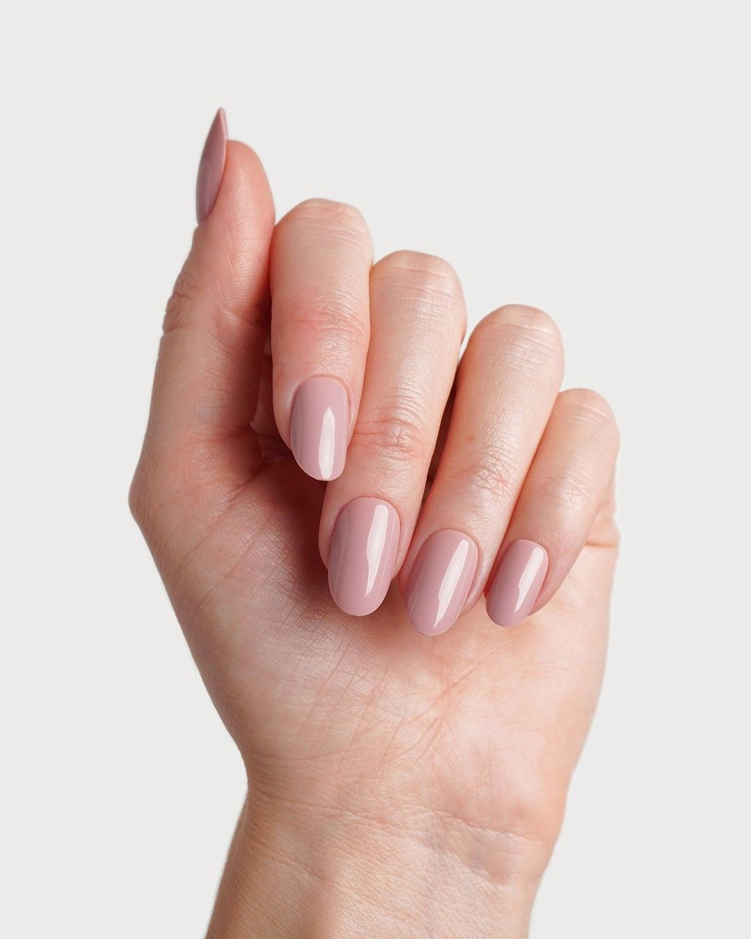 Valentine Crush Medium Round Soft Gel Press Ons - France