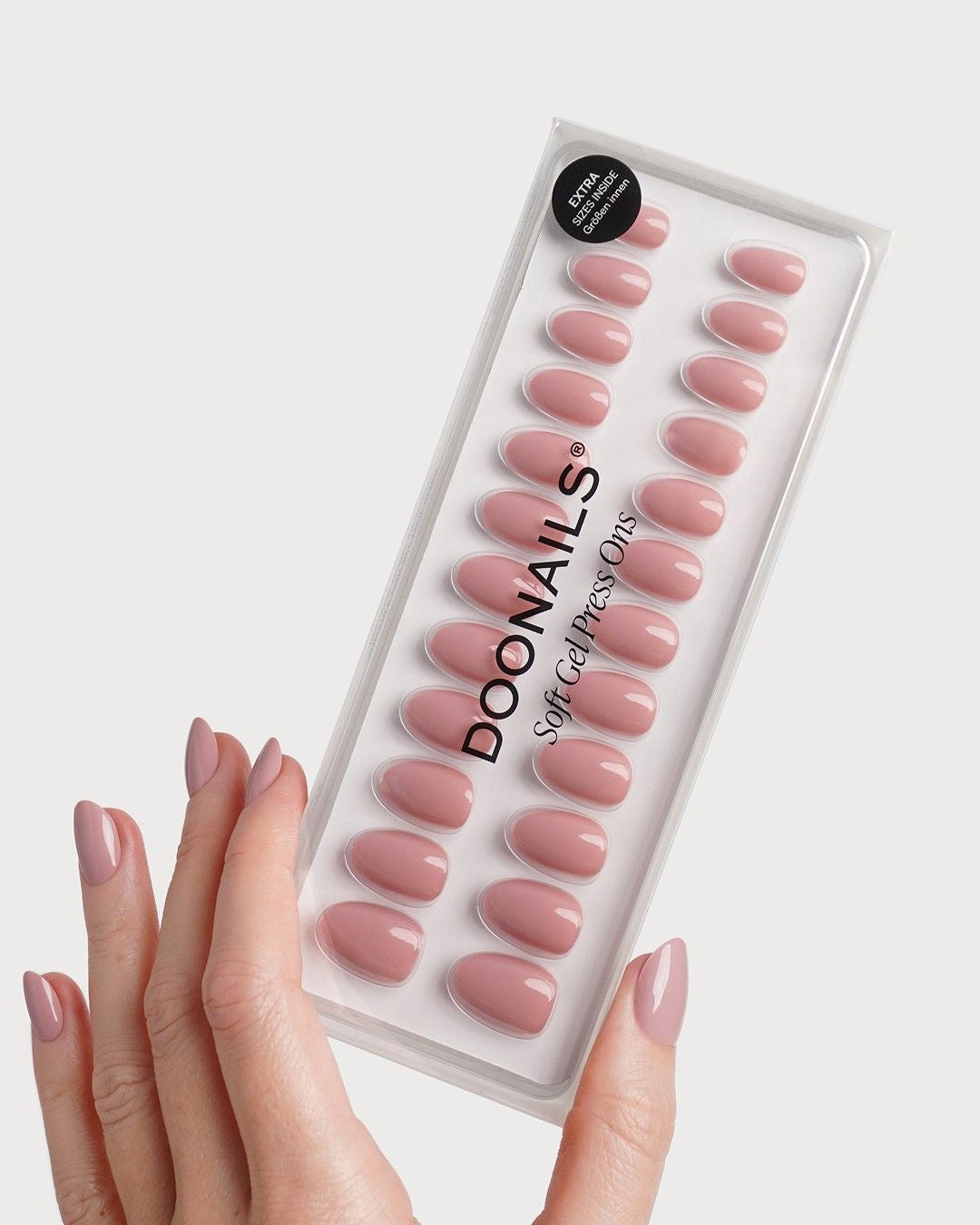 Valentine Crush Short Round Soft Gel Press Ons - France