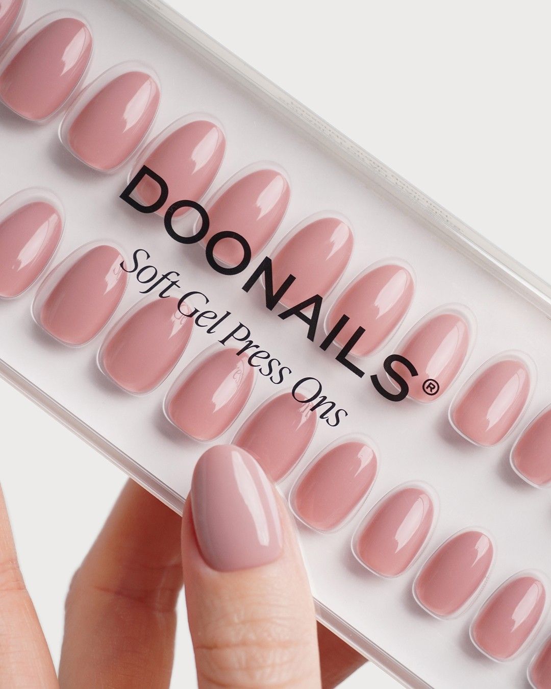 Valentine Crush Short Round Soft Gel Press Ons - France