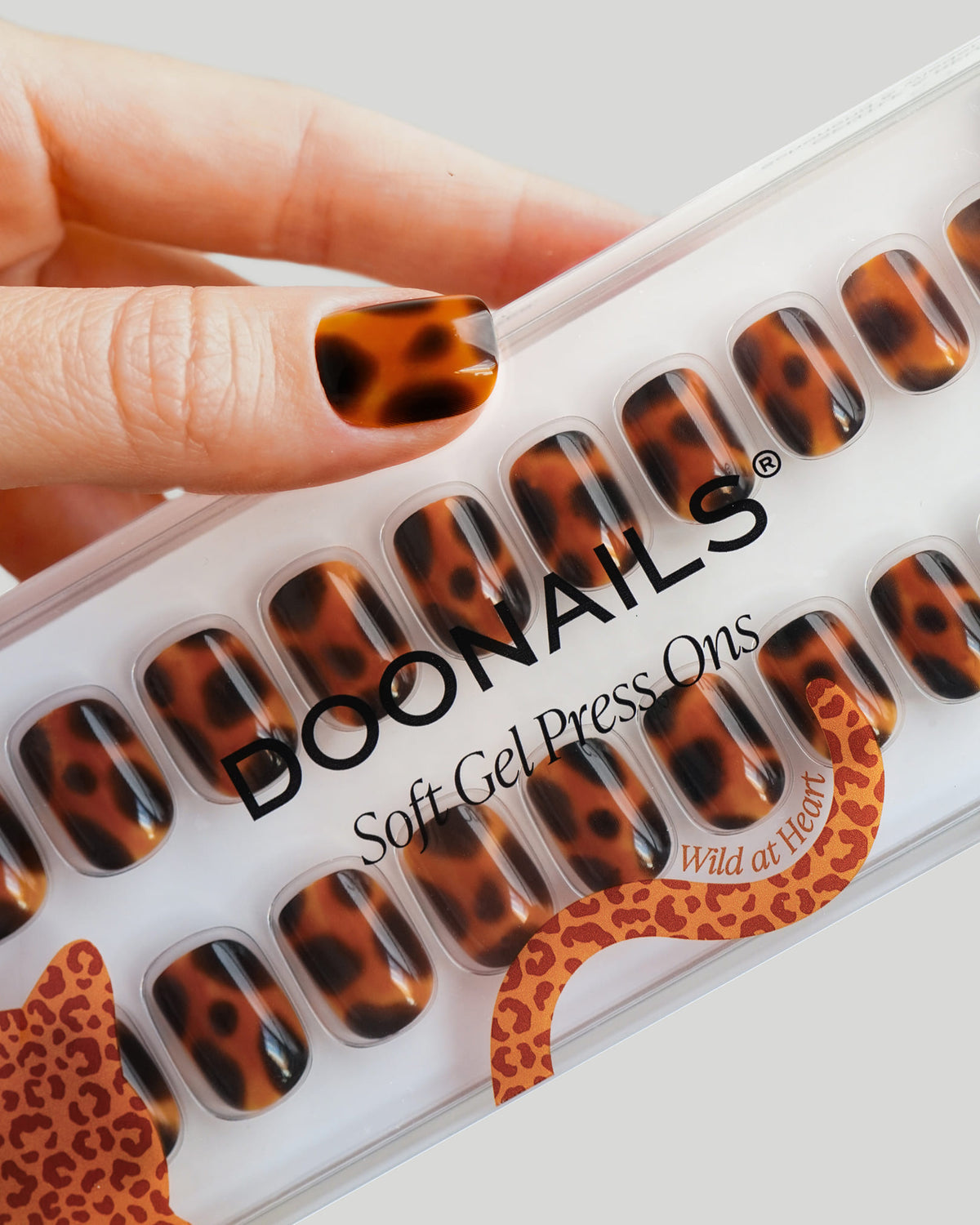 Wild Heart Extra Courte Carré Press On en Gel Souple
