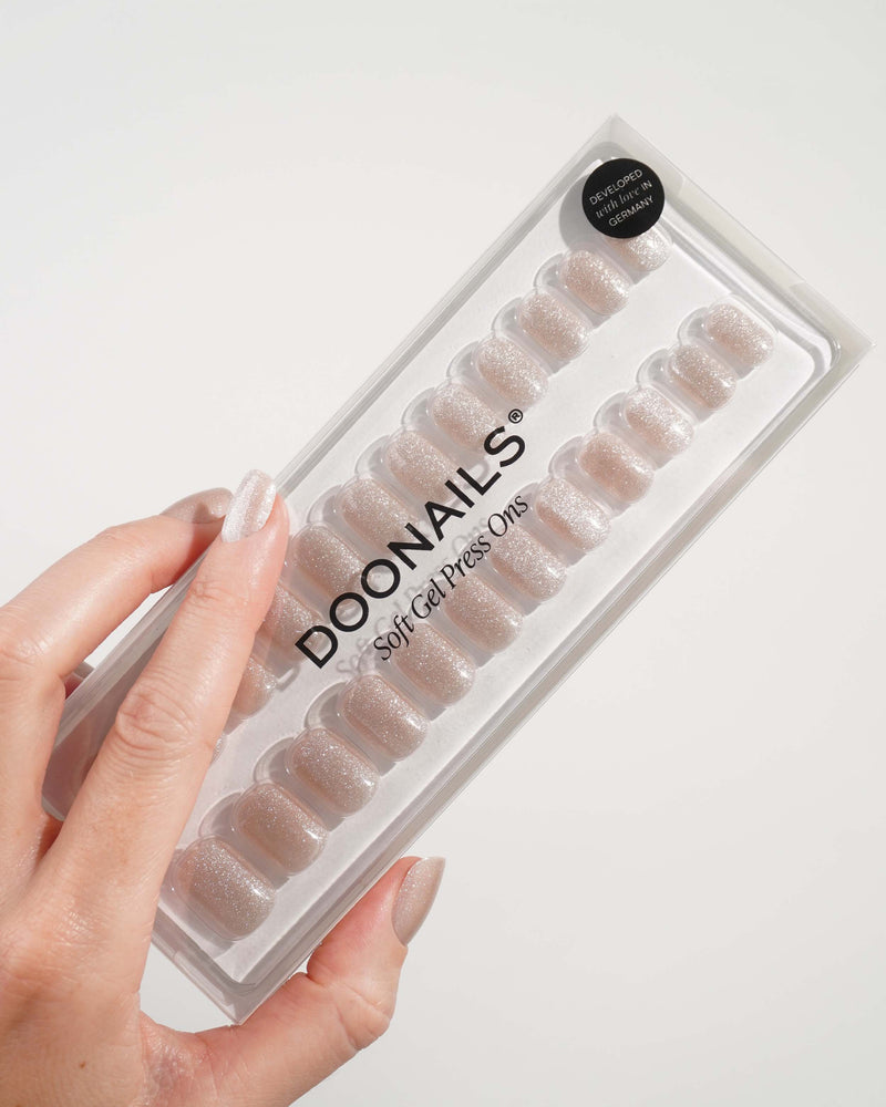 Press Ons en gel souple Champagne Cat Eye Extra Courte Carré - Doonails France