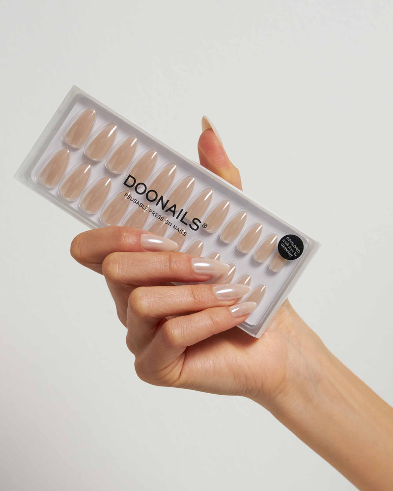 Press Ons en gel souple Toffee Forme Moyenne Amande - Doonails France