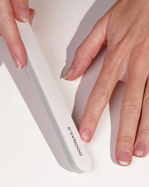 Étape 1 : Préparer les ongles