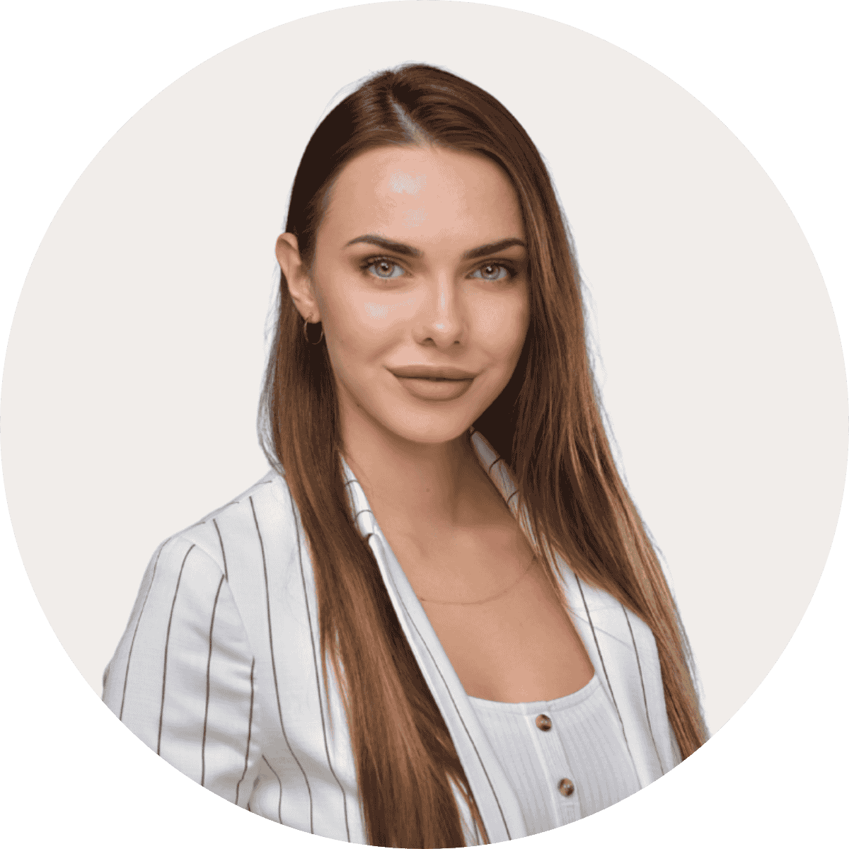 Teammember JuliaDoonails