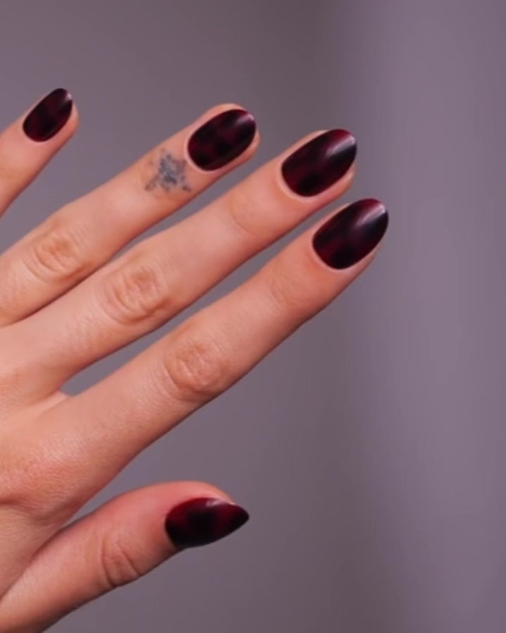 Édition Limitée Red Mosaic Amber Courte Arrondie Press On en Gel Souple