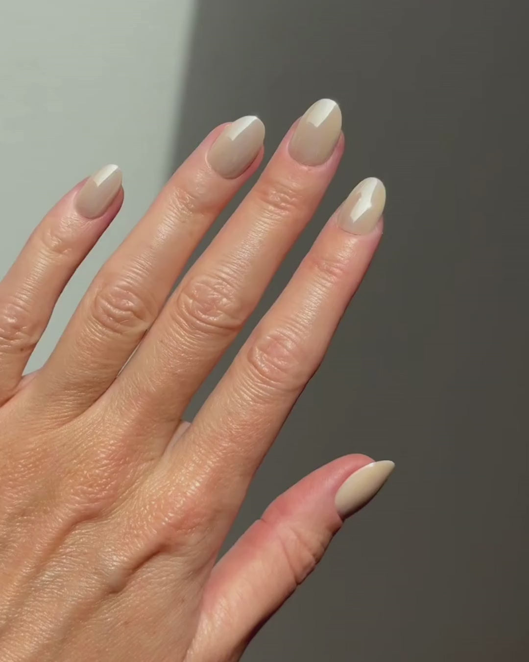 Toffee Courte Arrondie Press On en Gel Souple