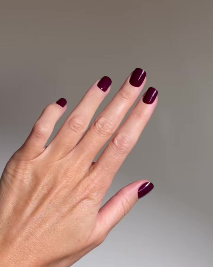 Into You Extra Courte Carré Press On en Gel Souple
