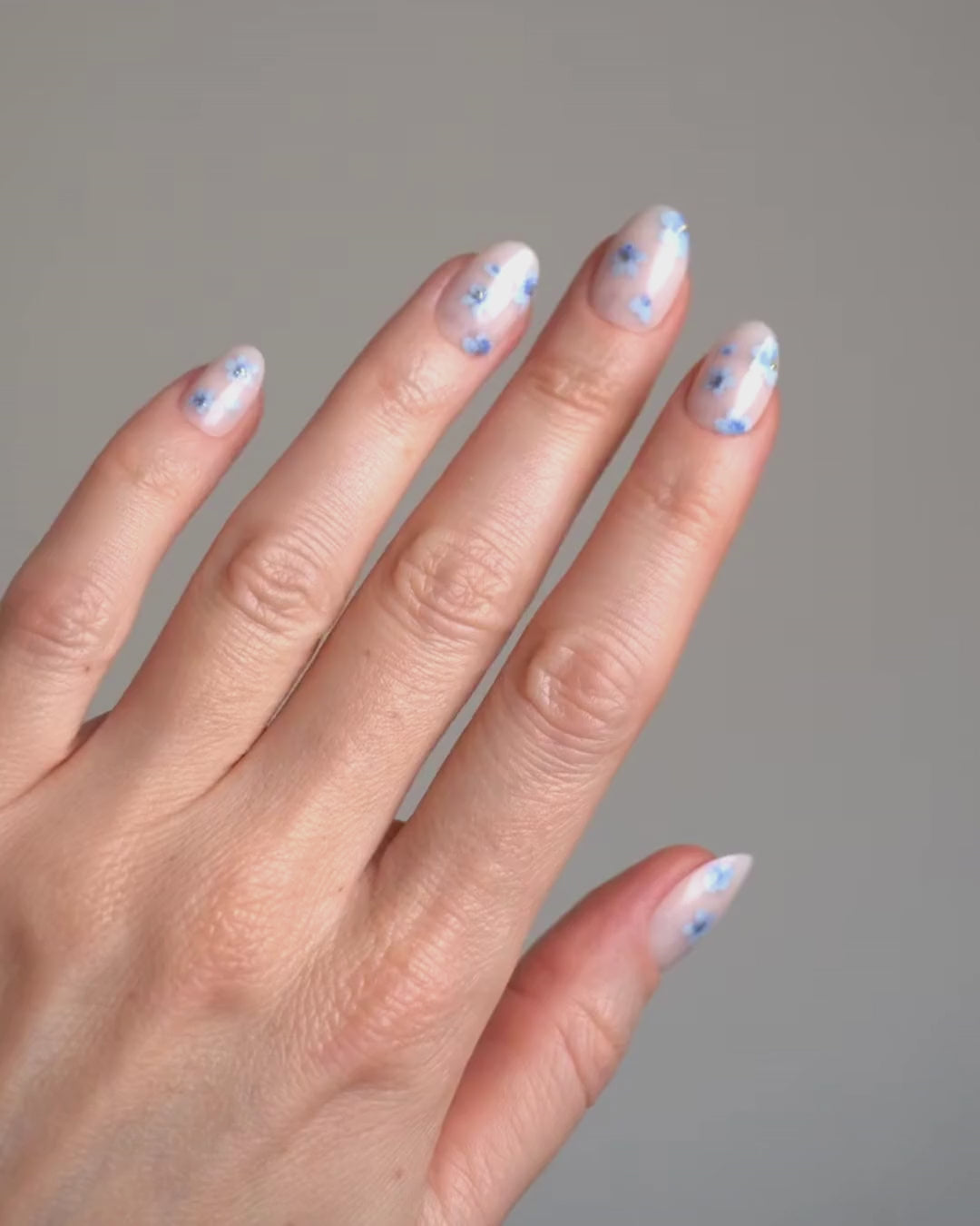 Édition Limitée Blossom Babe Courte Arrondie Press On en Gel Souple
