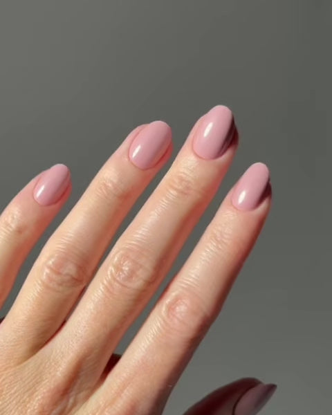 Valentine Crush Short Round Soft Gel Press Ons - France