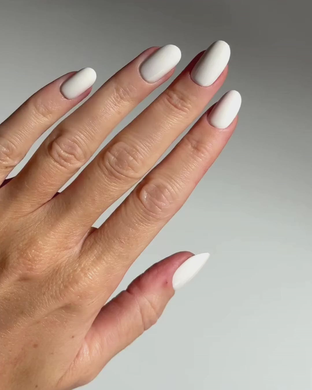 Snow White Moyenne Arrondie Press On en Gel Souple