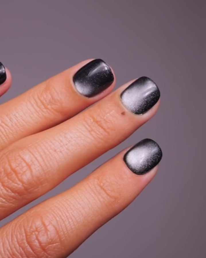 Édition Limitée Black Cat Eye Ultra Short Carré Press On en Gel Souple